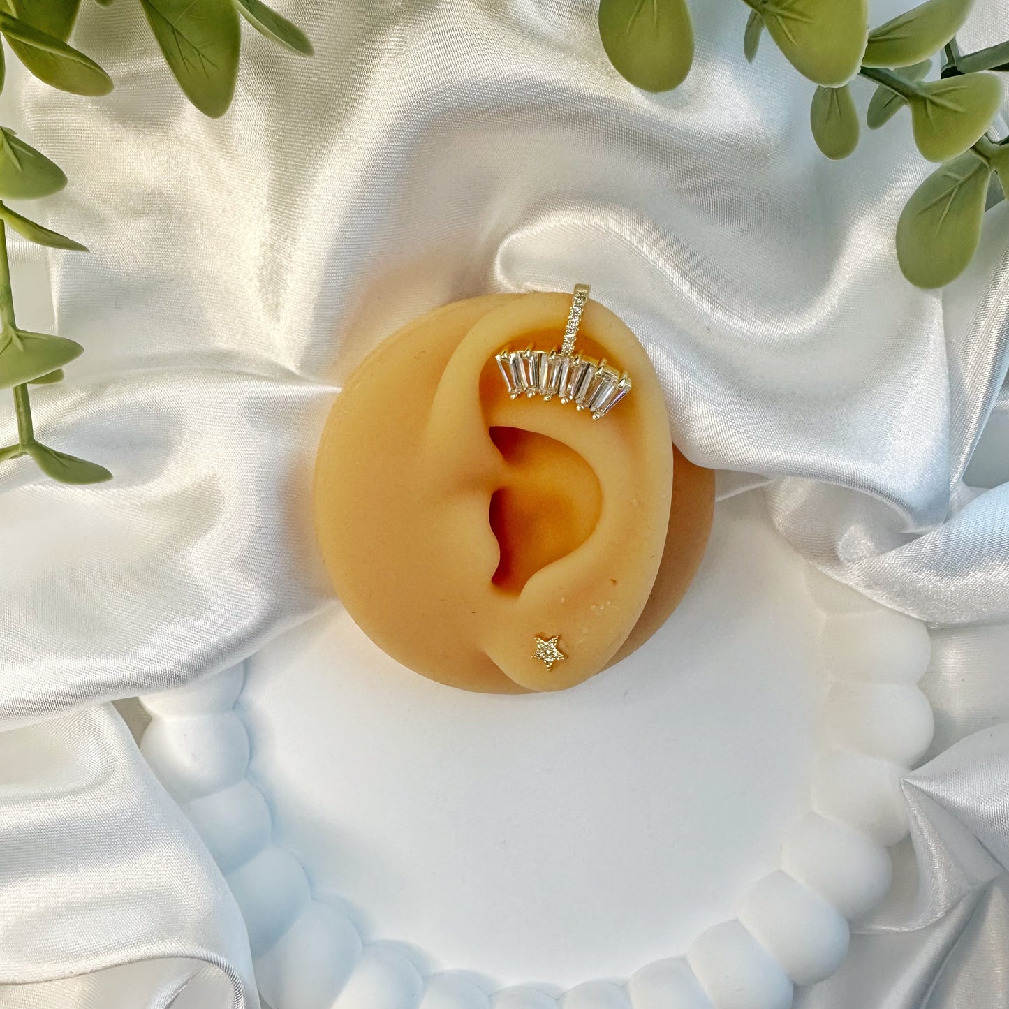 Ella Earcuff