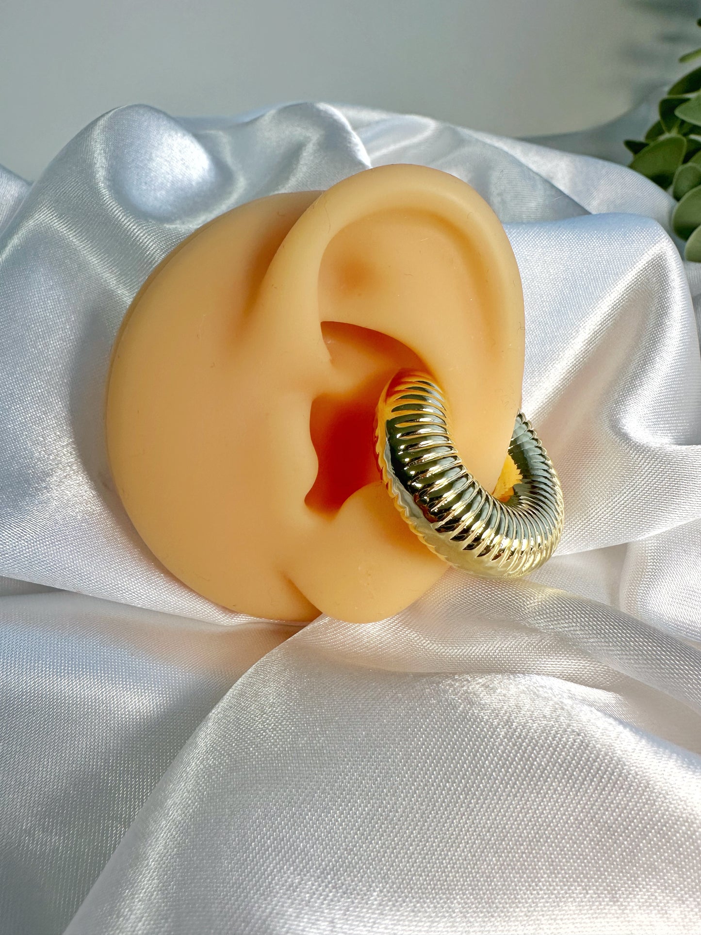 Snake Large Earcuff