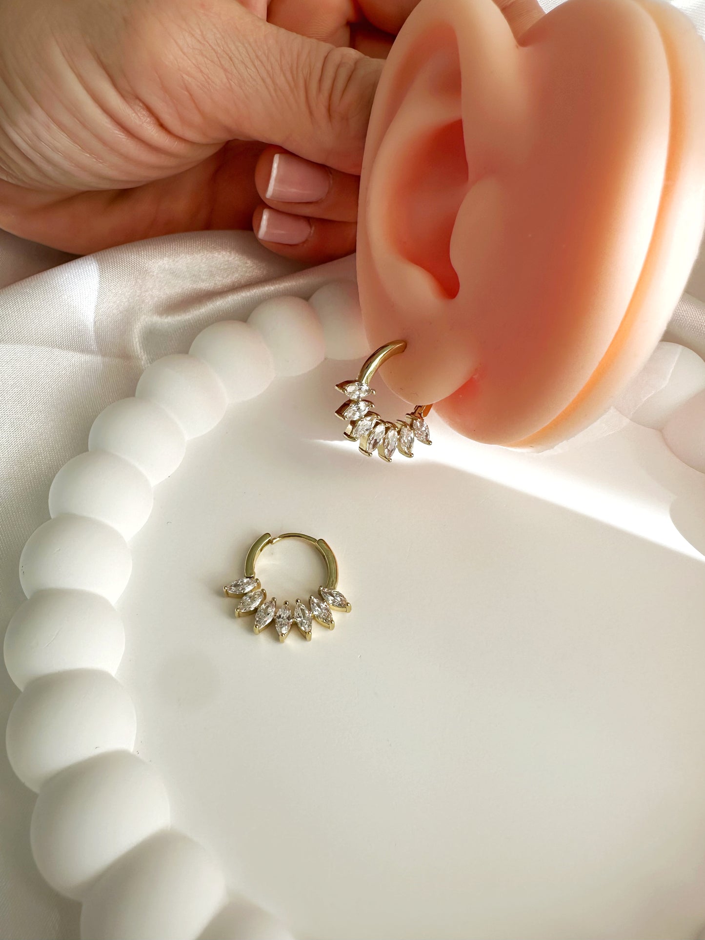 Funkelband Ohrring 14 K