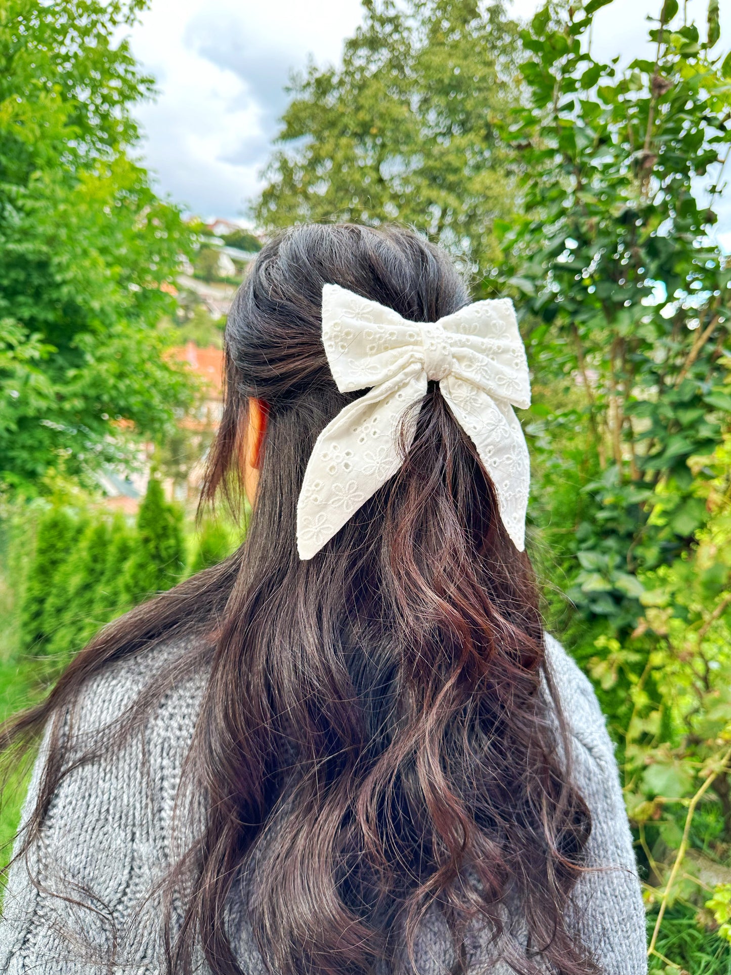 Spitzenschleife Haarspange