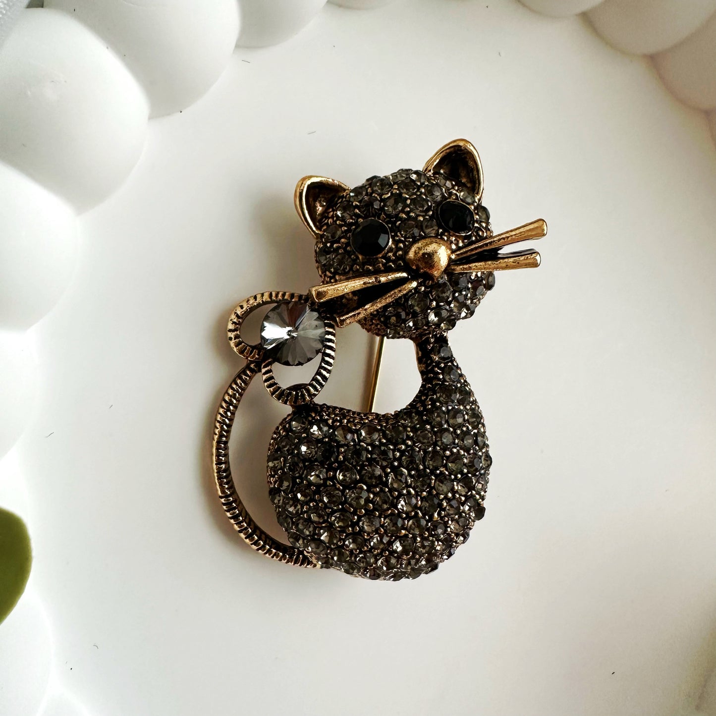 Katze Brosche