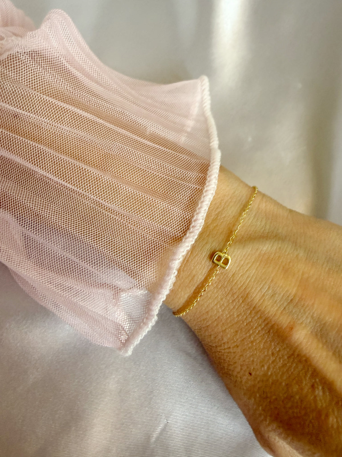 Buchstabe Armband