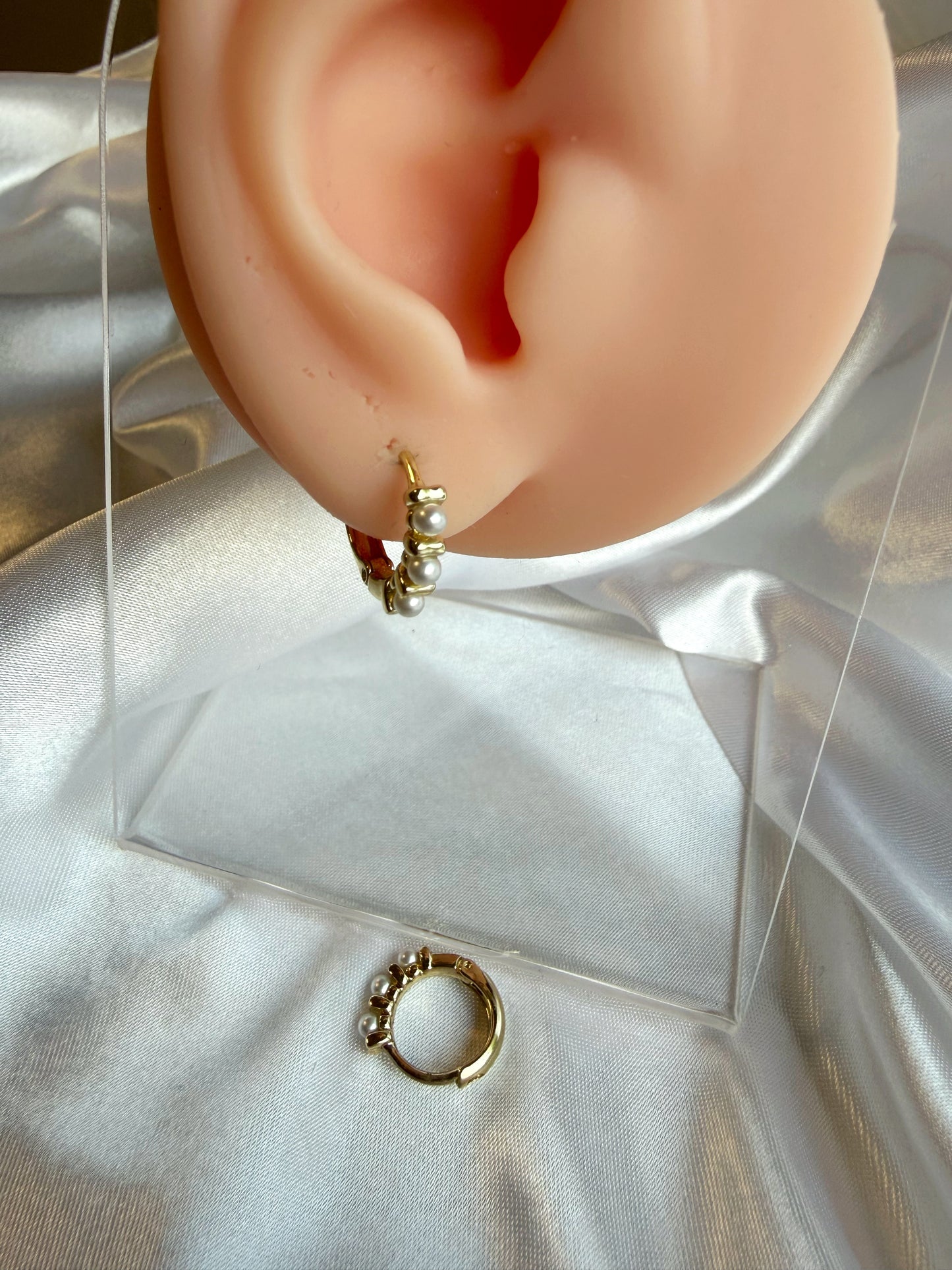 Perle Mini Ohrring
