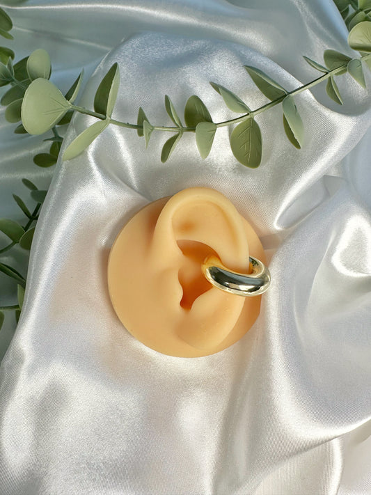 Lovely Earcuff Gold