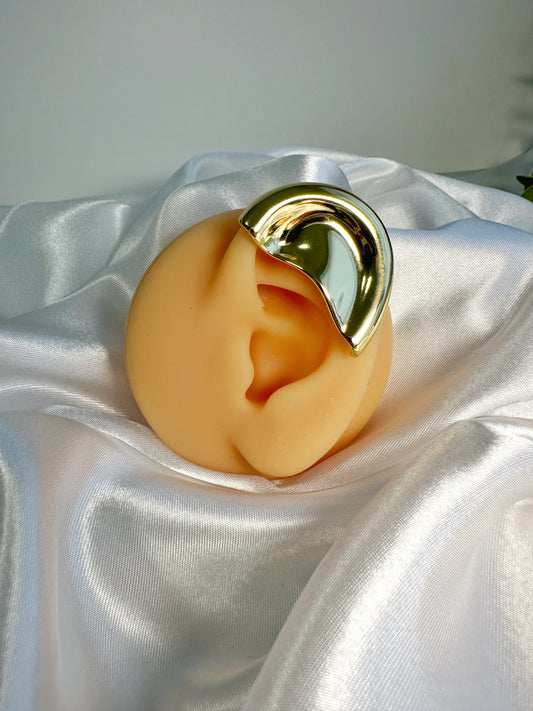 Crescent Earcuff