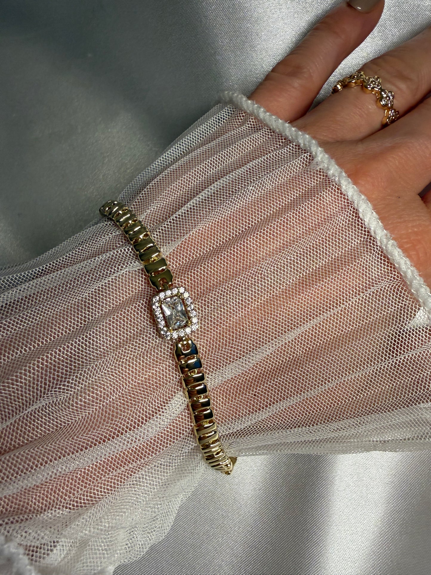 Timeless Armband